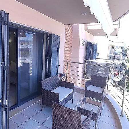 Metaxenia's 202 * Thessaloniki
