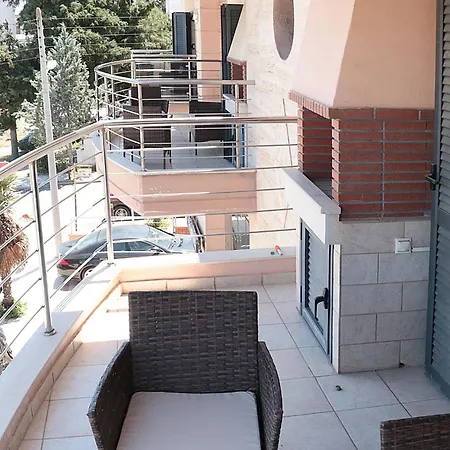 Metaxenia's 202 * Salonicco