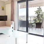 Apartament Metaxenia's 202 *